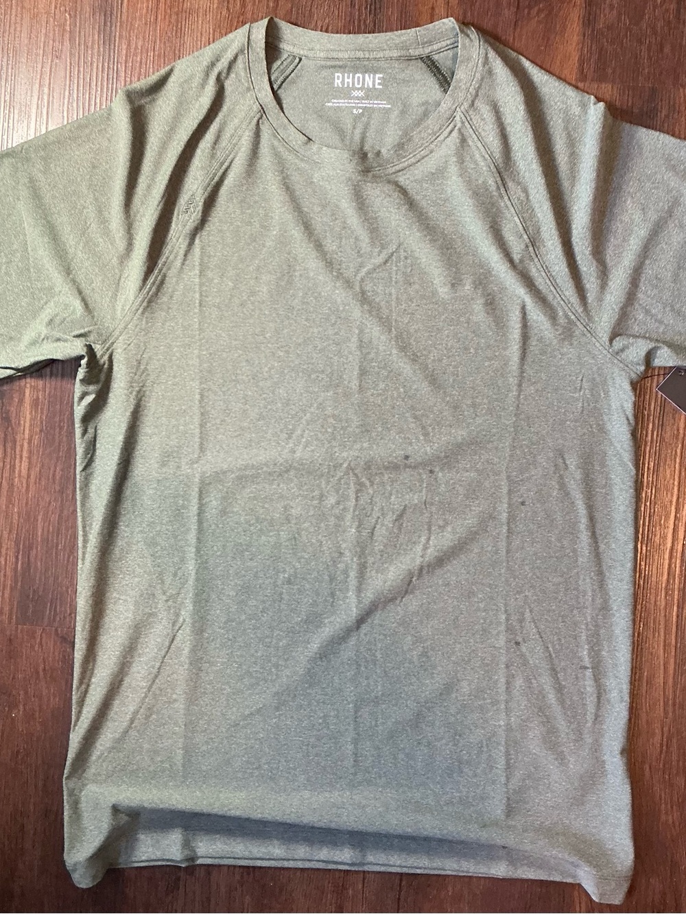 RHONE Reign Tee Olive Shadow Heather NWT Small
